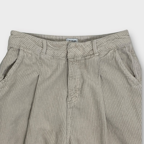 BDG Urban Outfitters Pleated Corduroy Pants - Picture 2 of 9